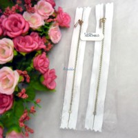 12cm White Close End Zipper Gold Metal Handle 2pcs NDA134GLD 12cm White Close End Zipper Gold Metal Handle 2pcs NDA134GLD