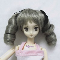 PW27-2TS-LGY Mimi Obitsu 1/6 Dollfie Curl Braids Wig Lt. Grey PW27-2TS-LGY Mimi Obitsu 1/6 Dollfie Curl Braids Wig Lt. Grey