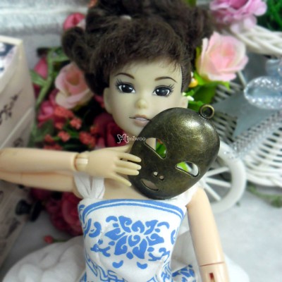 1/6 Bjd Miniature Mini Metal Beijing Opera Mask Copper TPS046CPR 1/6 Bjd Miniature Mini Metal Beijing Opera Mask Copper TPS046CPR
